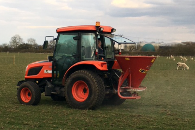 fertiliser spreading